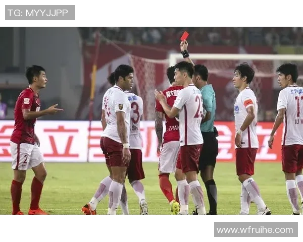 武汉足球队意识对比深度剖析及其对球队表现的影响探讨